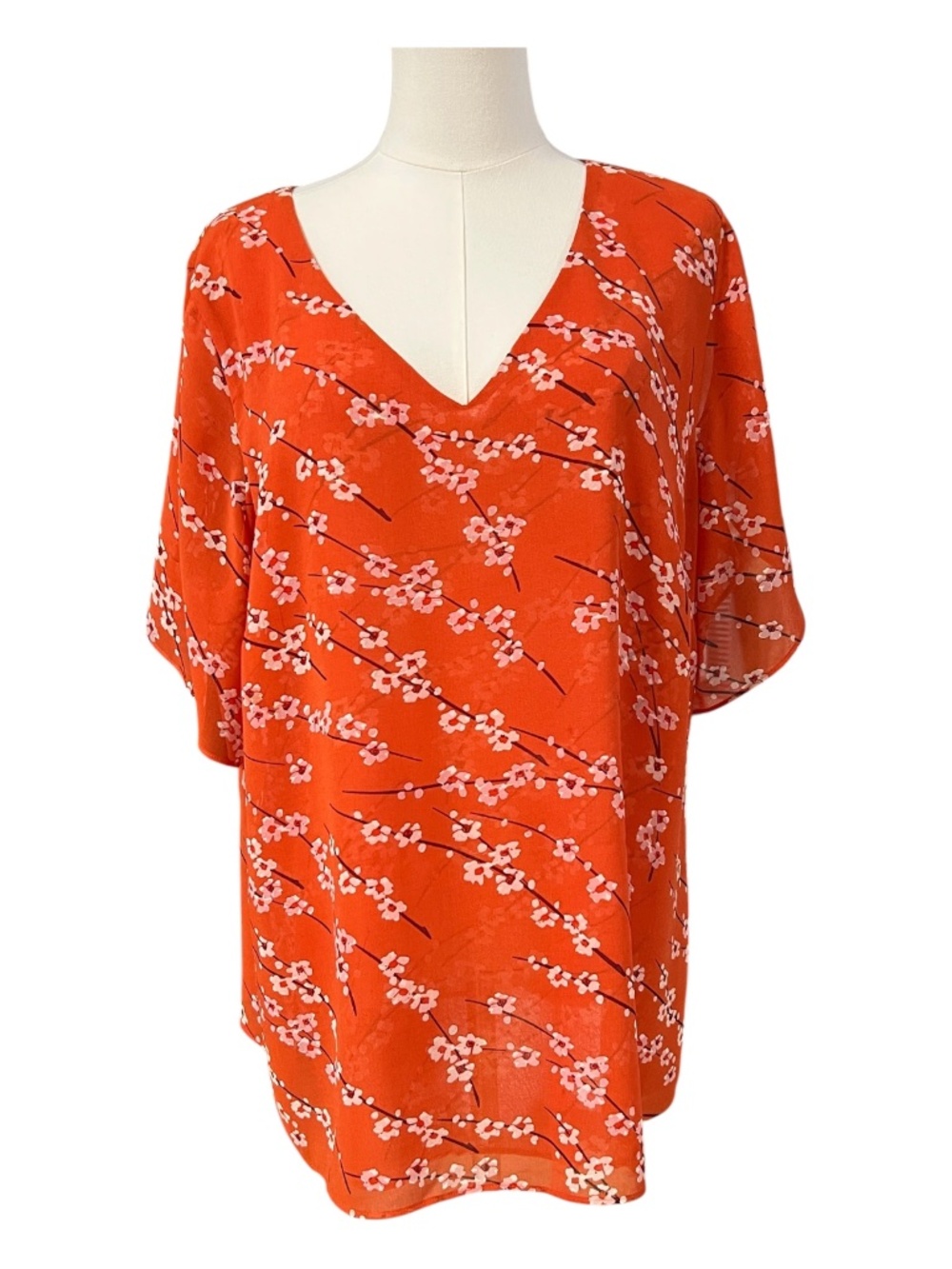 EUC CAbi Cherry Blossom Print Flutter Sleeve Blouse | Size XL